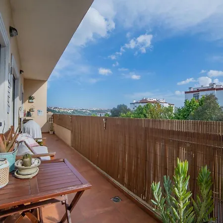 Lovely Near Airport And Nations Park, With Garage *