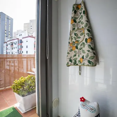 Apartment Lovely Near Airport And Nations Park, With Garage *