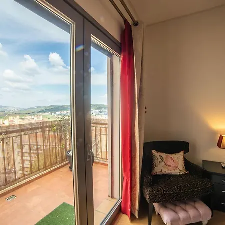 Apartment Lovely Near Airport And Nations Park, With Garage Loures