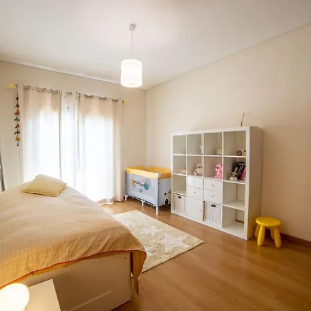 Lovely Near Airport And Nations Park, With Garage Apartment Loures