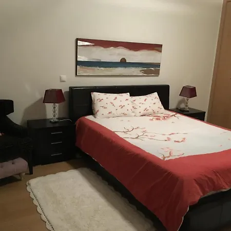 Apartment Lovely Near Airport And Nations Park, With Garage *